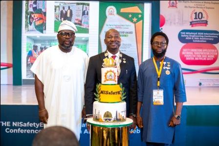 Distinguished guests at the conference